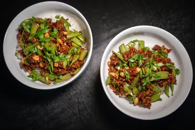 Sweet & Sour Tempeh Peanut Stir-Fry
